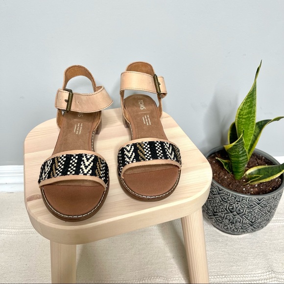 Toms Shoes New Toms Camilia Honey Geometric Leather Low Heel Ankle